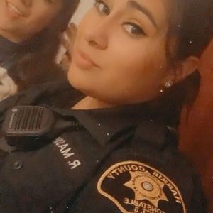 Meet your Posher, Rebecca